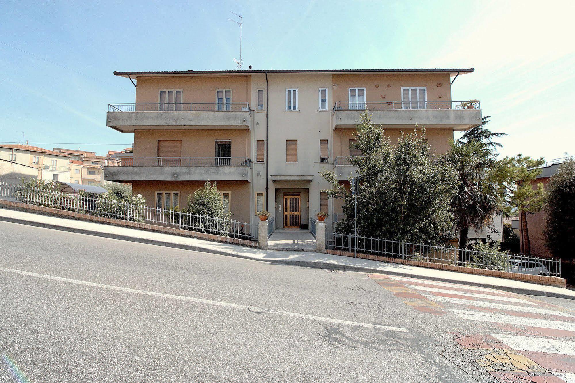 Appartamento Montessori Castelfidardo Ngoại thất bức ảnh